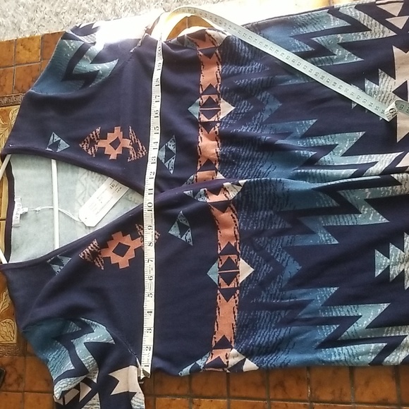 Aztec Maise sweater NWT - Picture 7 of 7